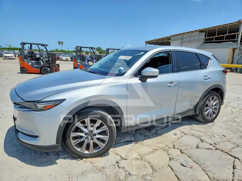 2019 Mazda CX-5 photo