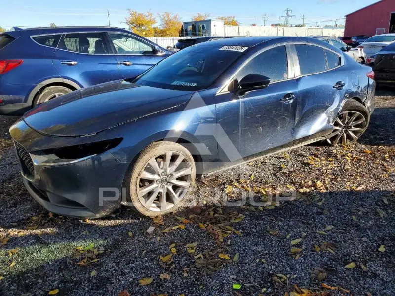 2019 Mazda 3 photo