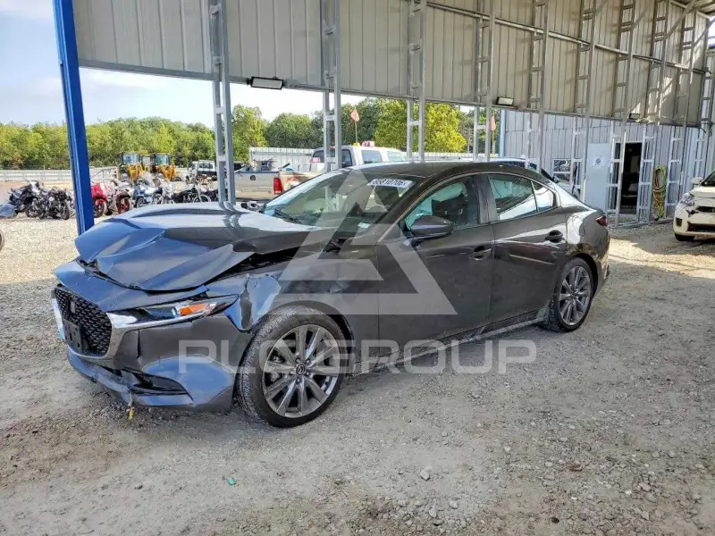 2019 Mazda 3 photo