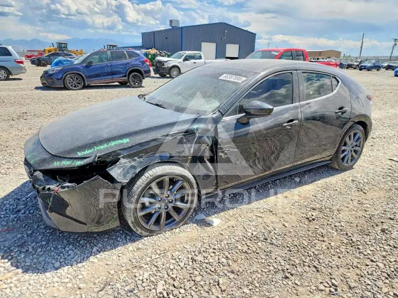 2019 Mazda 3 photo