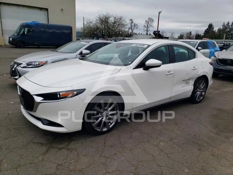 2019 Mazda 3 photo