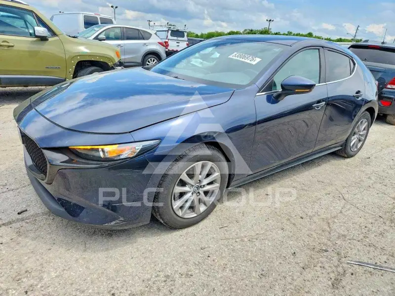 2019 Mazda 3 photo