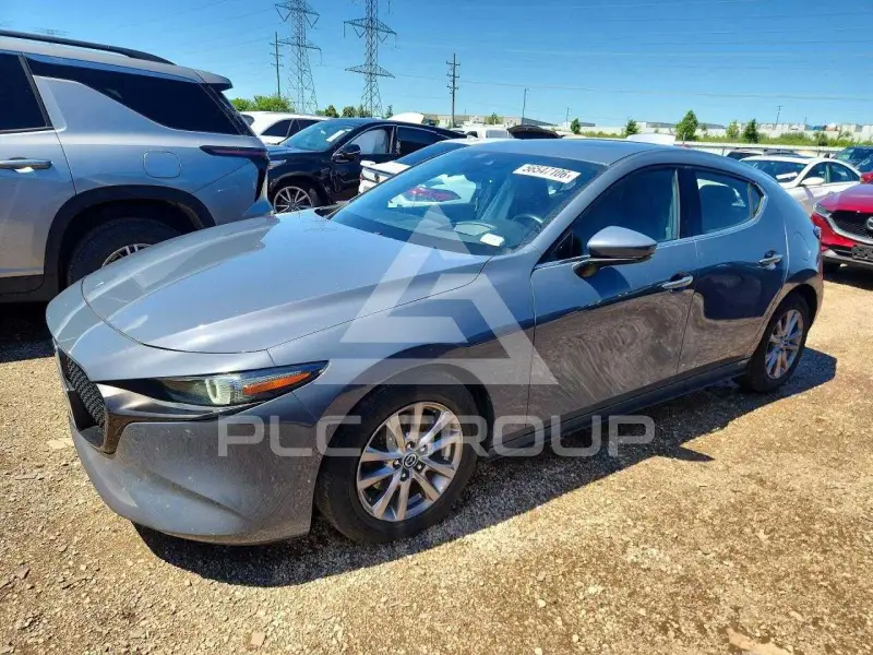 2019 Mazda 3 photo