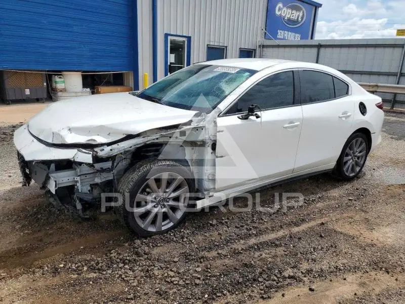 2019 Mazda 3 photo