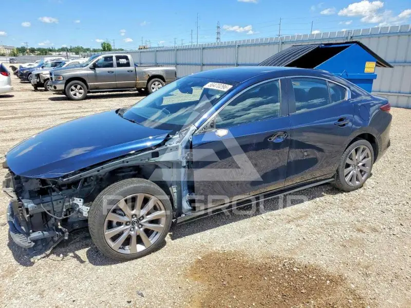2019 Mazda 3 photo