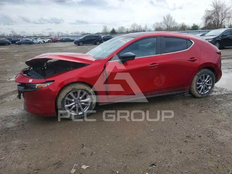 2019 Mazda 3 photo