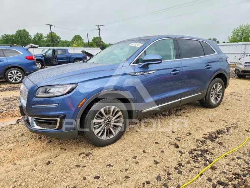 2019 Lincoln NAUTILUS photo
