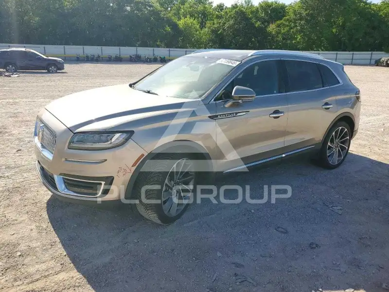 2019 Lincoln NAUTILUS photo