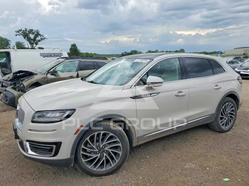 2019 Lincoln NAUTILUS фото