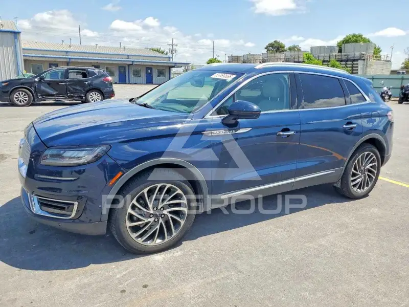 2019 Lincoln NAUTILUS photo