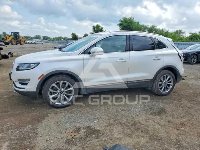 2019 Lincoln MKC photo