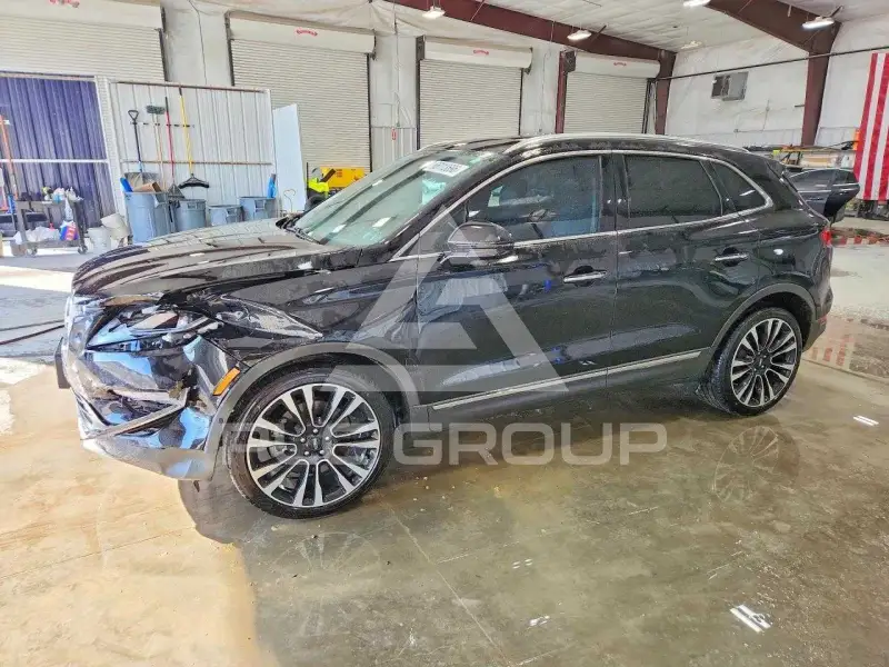 2019 Lincoln MKC photo