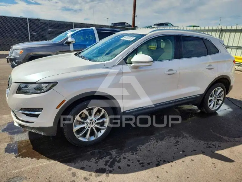 2019 Lincoln MKC photo