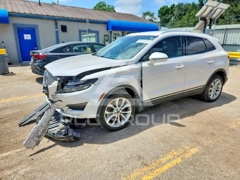 2019 Lincoln MKC photo