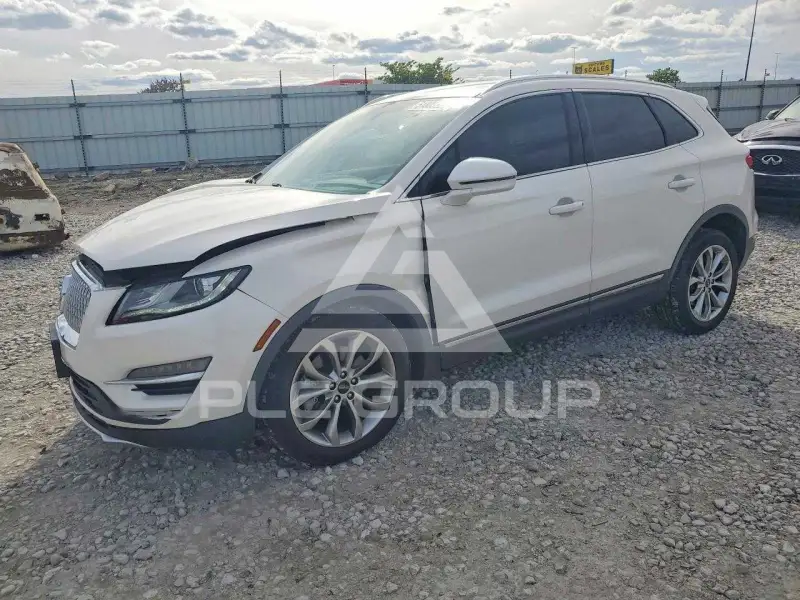 2019 Lincoln MKC photo