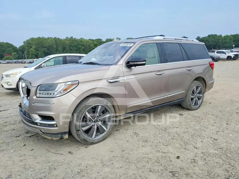 2019 Lincoln NAVIGATOR photo