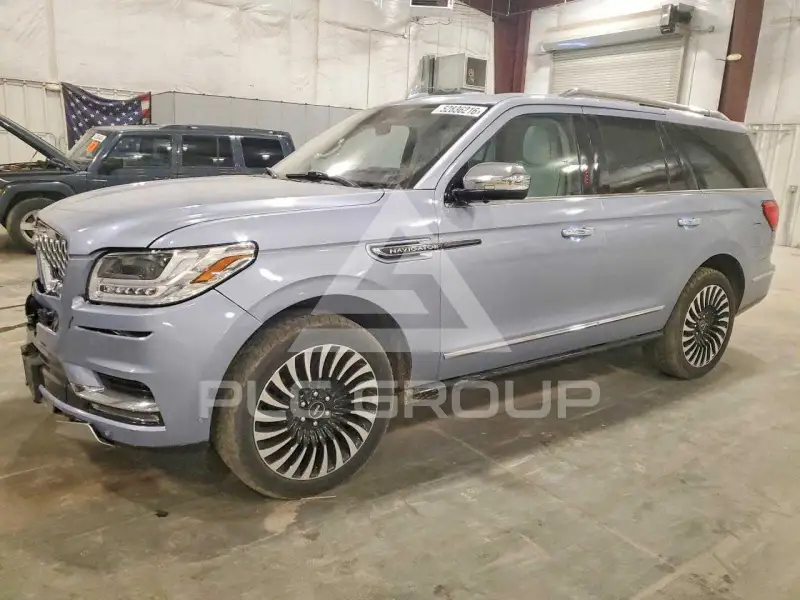 2019 Lincoln NAVIGATOR photo