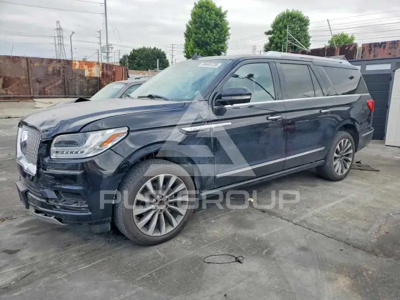 2019 Lincoln NAVIGATOR photo