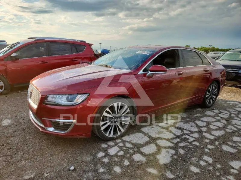 2019 Lincoln MKZ photo
