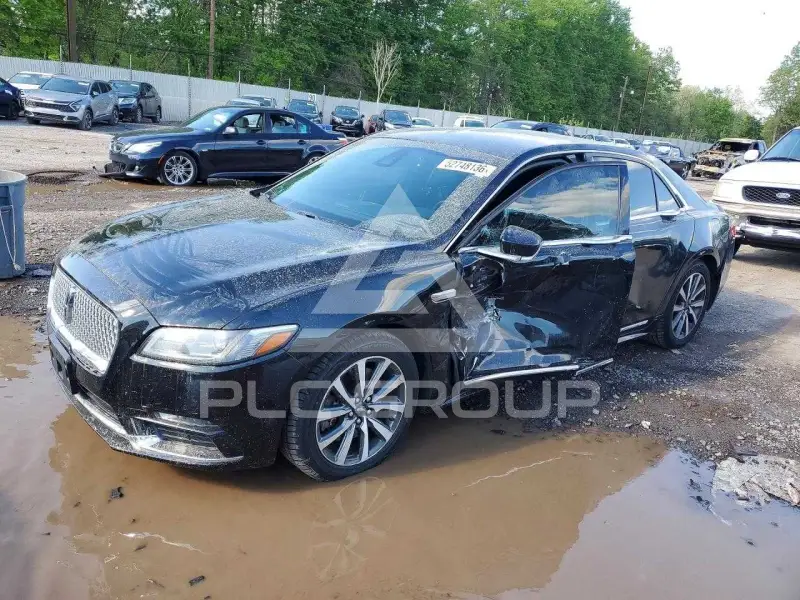 2019 Lincoln Continental photo