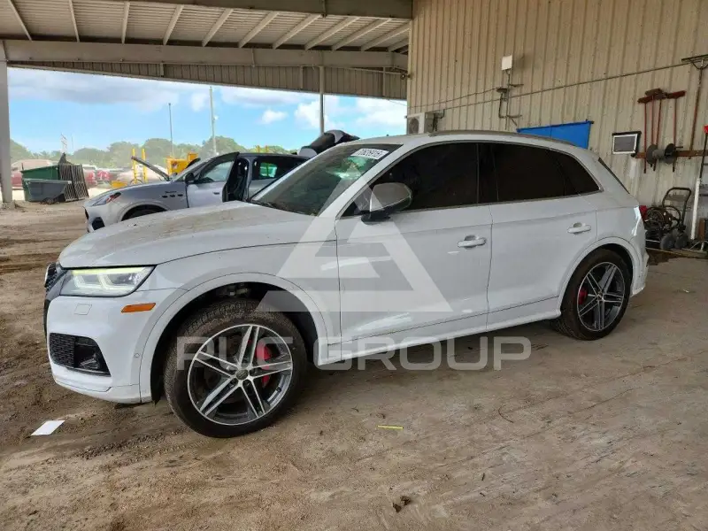 2019 Audi SQ5 фото