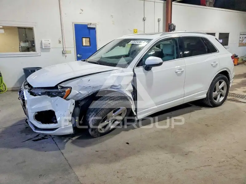 2019 Audi Q3 фото
