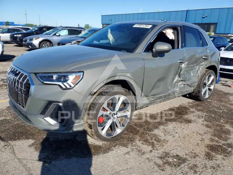 2019 Audi Q3 фото