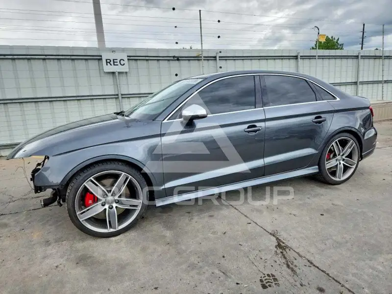 2019 Audi S3 фото