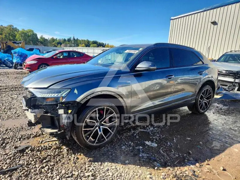 2019 Audi Q8 фото