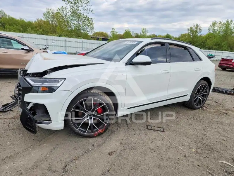 2019 Audi Q8 photo