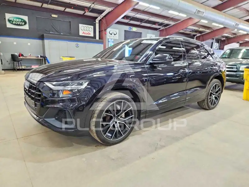 2019 Audi Q8 photo