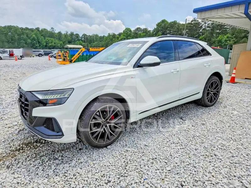 2019 Audi Q8 photo