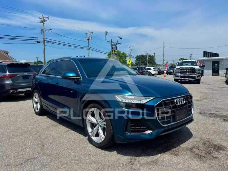 2019 Audi Q8 фото