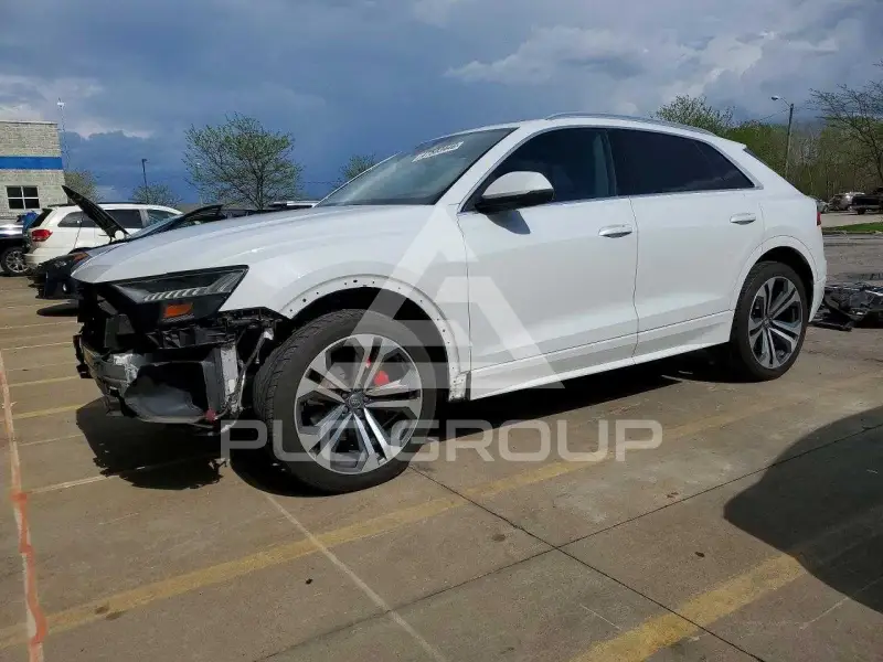 2019 Audi Q8 photo