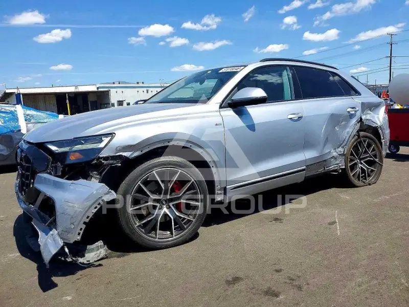 2019 Audi Q8 photo