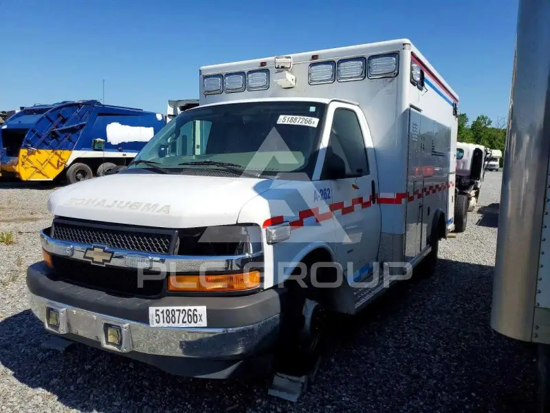 2019 Chevrolet Express фото