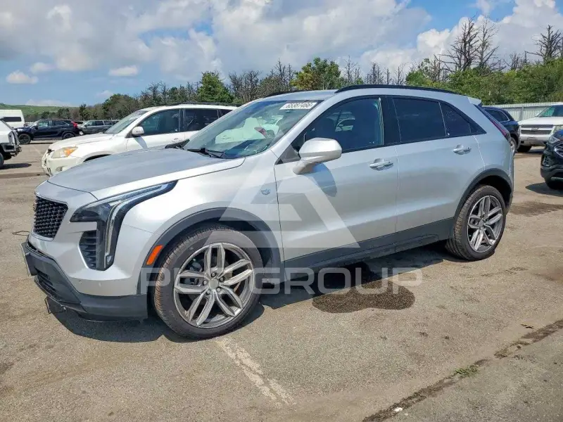 2019 Cadillac XT4 photo