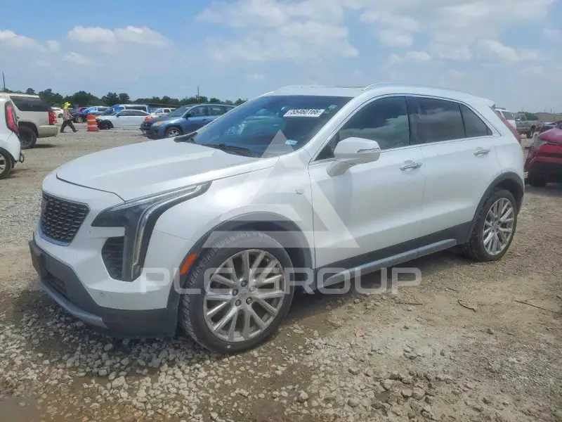 2019 Cadillac XT4 photo