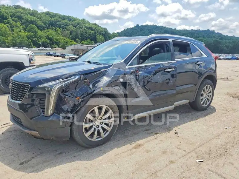 2019 Cadillac XT4 photo