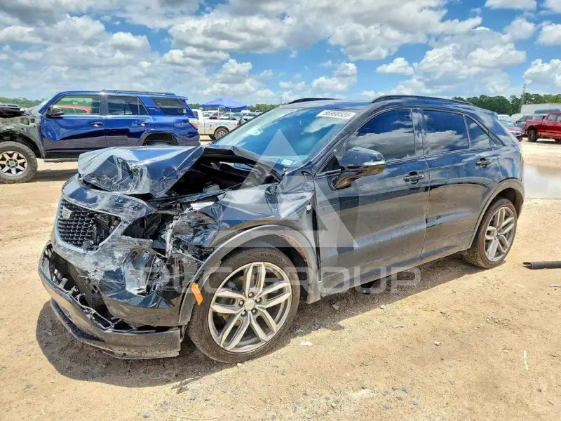 2019 Cadillac XT4 photo