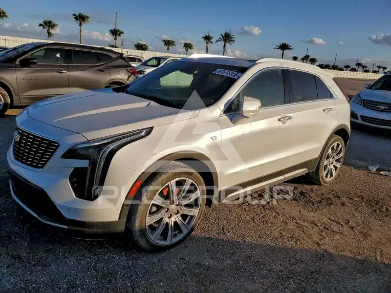 2019 Cadillac XT4 photo