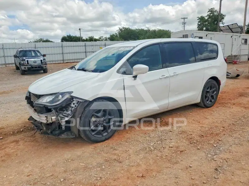 2019 Chrysler PACIFICA photo
