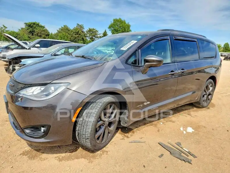 2019 Chrysler PACIFICA фото