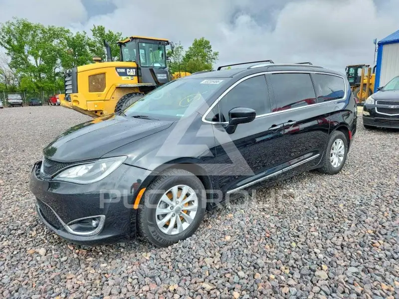 2019 Chrysler PACIFICA фото