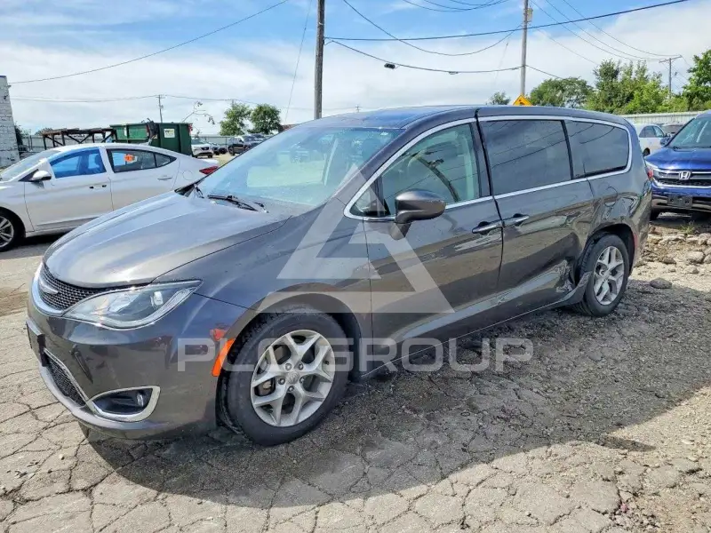 2019 Chrysler PACIFICA фото