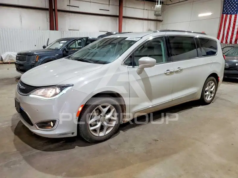 2019 Chrysler PACIFICA фото