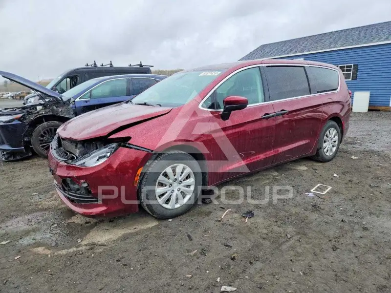 2019 Chrysler PACIFICA photo