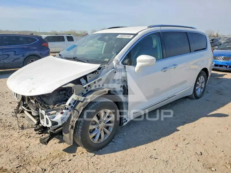 2019 Chrysler PACIFICA фото