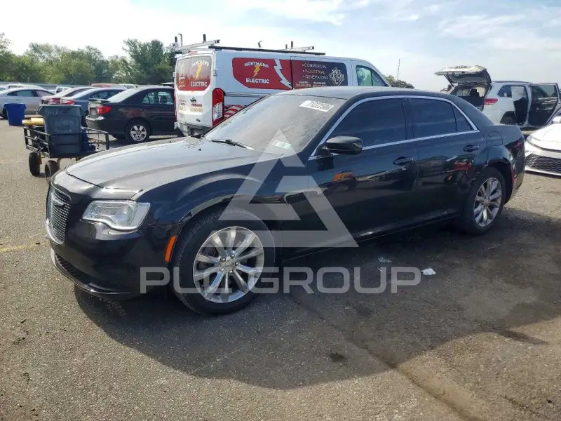 2019 Chrysler 300 фото