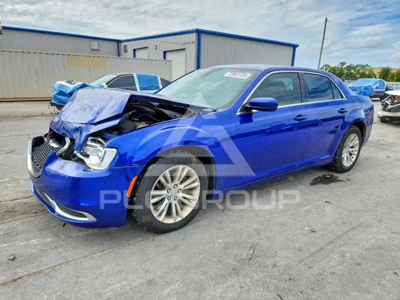 2019 Chrysler 300 photo